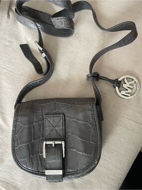 Michael Kors Saddle Mini Gray Leather Flap Snap Crossbody Purse Bag
